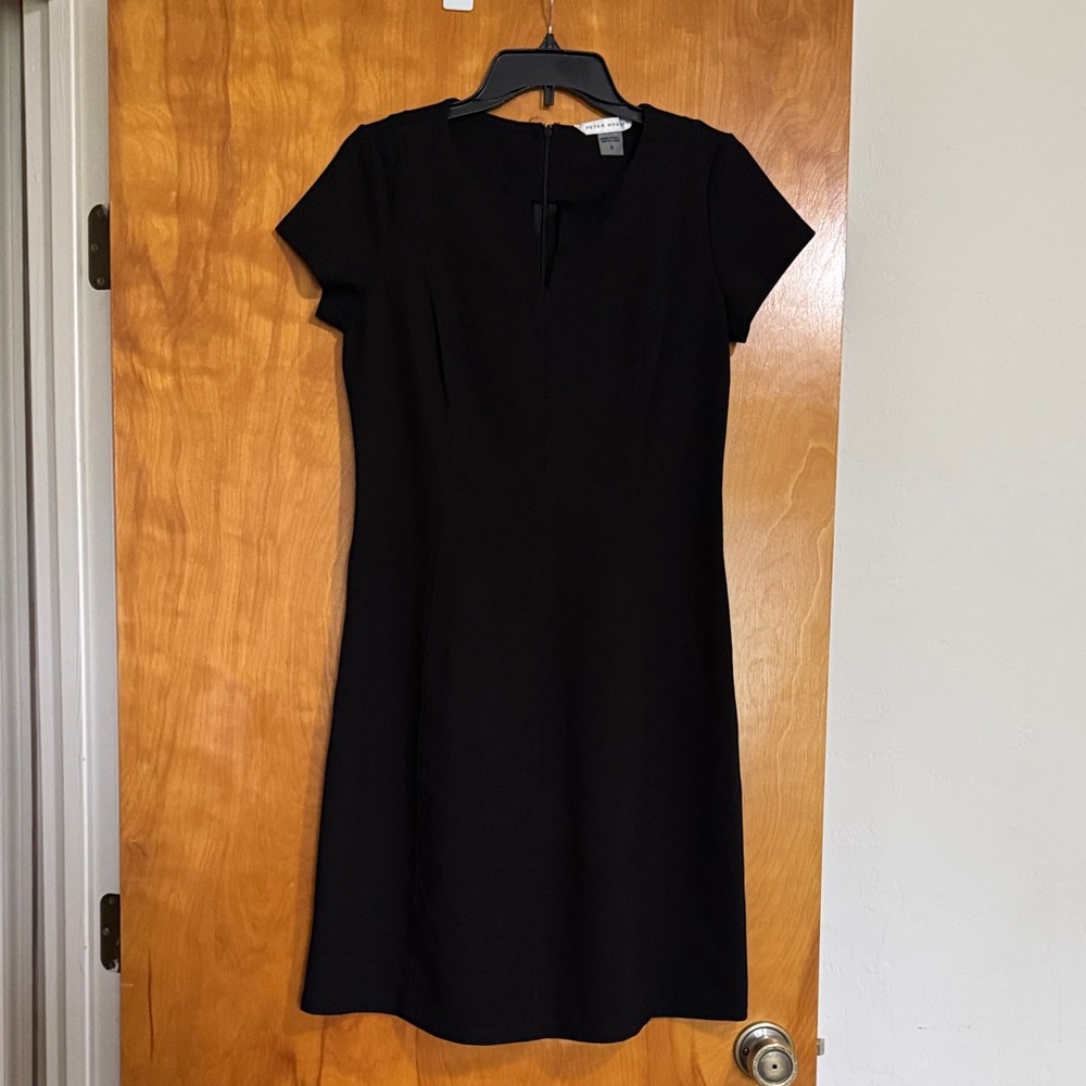 Peter Nygard Black Short Sleeve Shift Dress